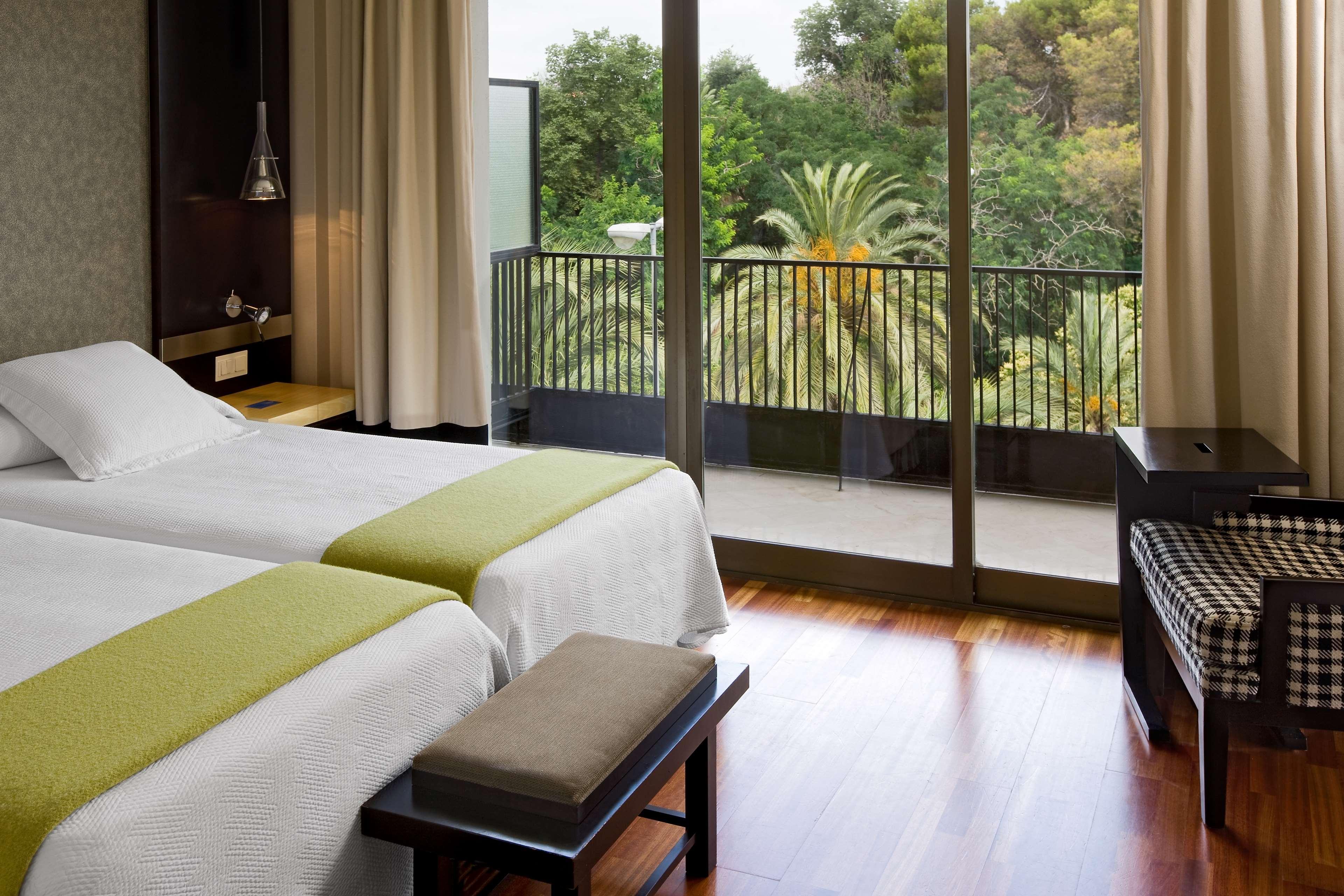 Nh Avenida Jerez Hotell Jerez de la Frontera Exteriör bild