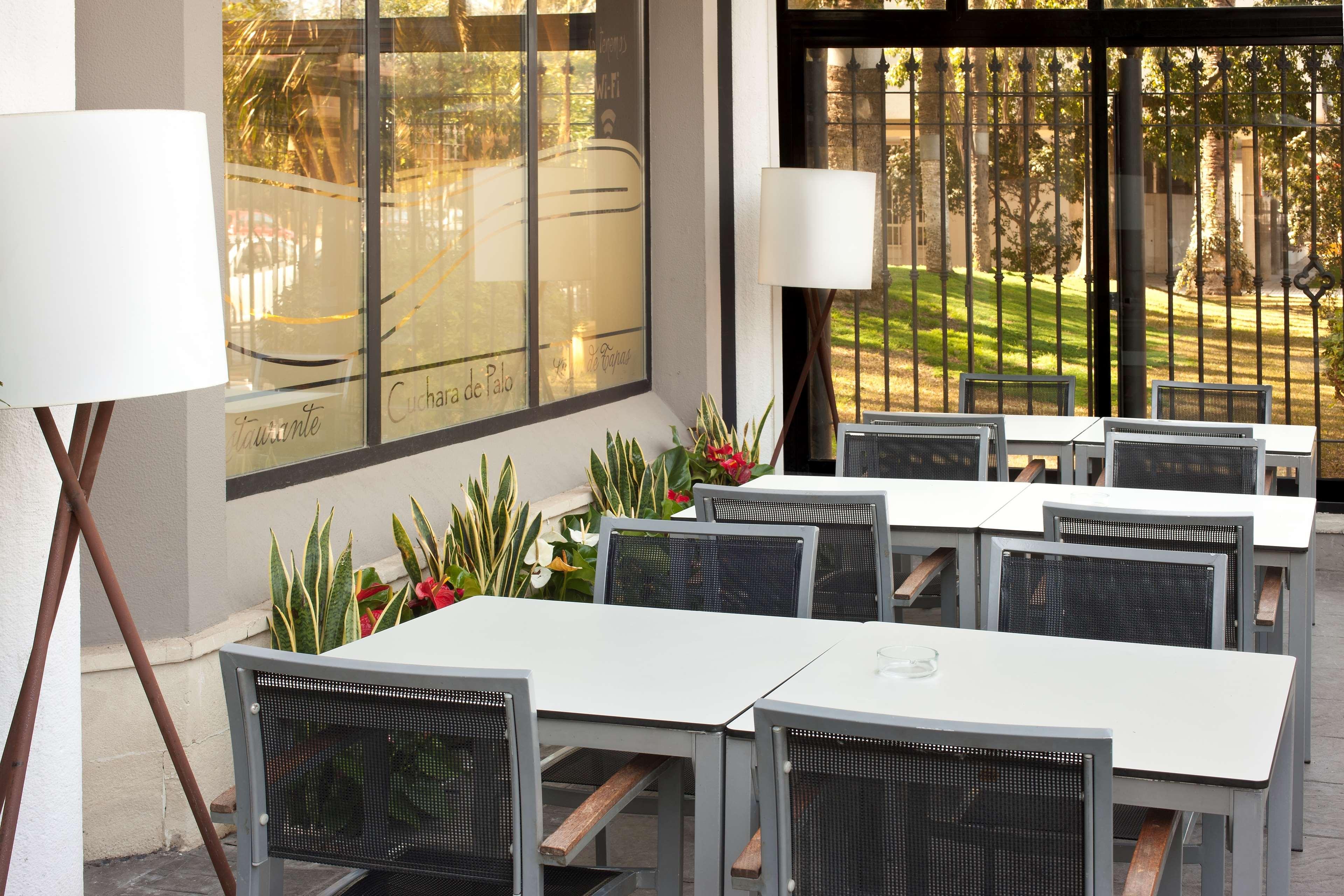 Nh Avenida Jerez Hotell Jerez de la Frontera Exteriör bild
