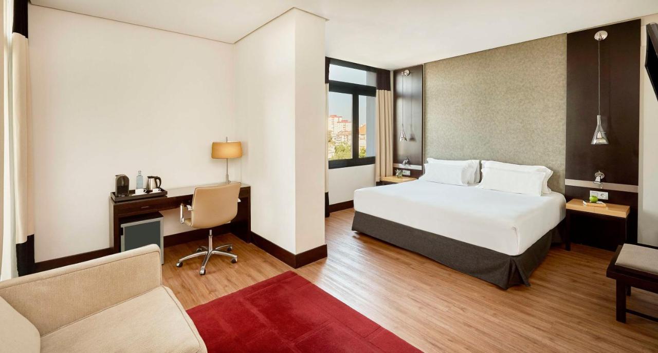 Nh Avenida Jerez Hotell Jerez de la Frontera Exteriör bild