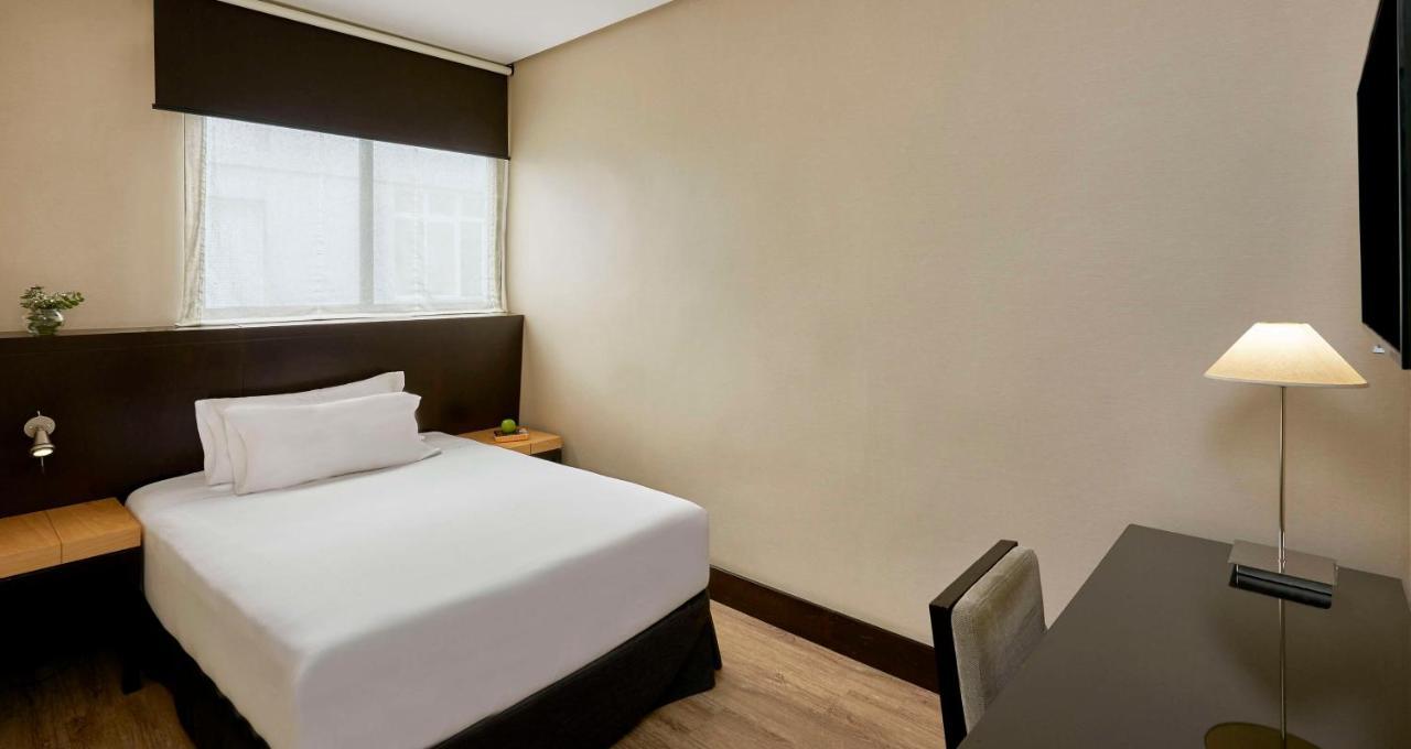 Nh Avenida Jerez Hotell Jerez de la Frontera Exteriör bild