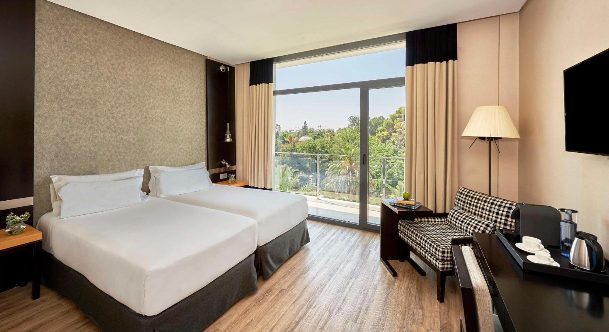 Nh Avenida Jerez Hotell Jerez de la Frontera Exteriör bild