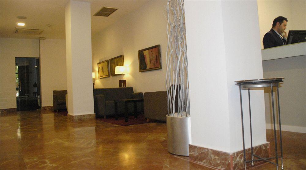 Nh Avenida Jerez Hotell Jerez de la Frontera Exteriör bild